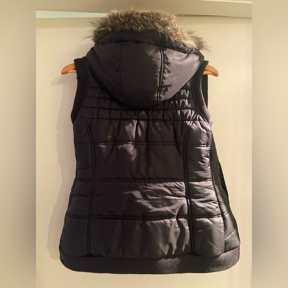 Women’s burton dryride snowboard ski vest furr hood small - Picture 2 of 4